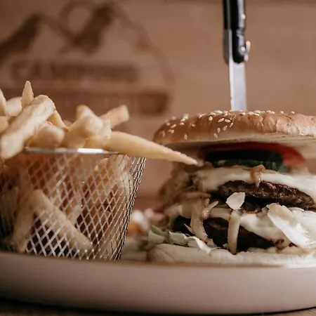 Stern-kuppelzelt Panzió *